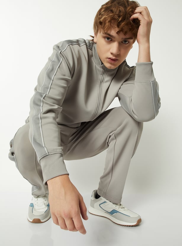 1000016032358-Grey-GREY-1000016032358_01-2100